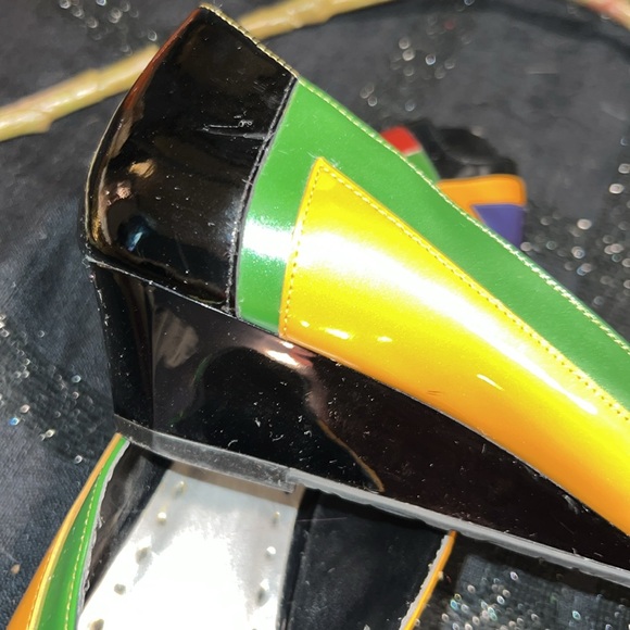 BCBGirls Size 7.5 Peeptoe Colorblock Wedges - Picture 8 of 13